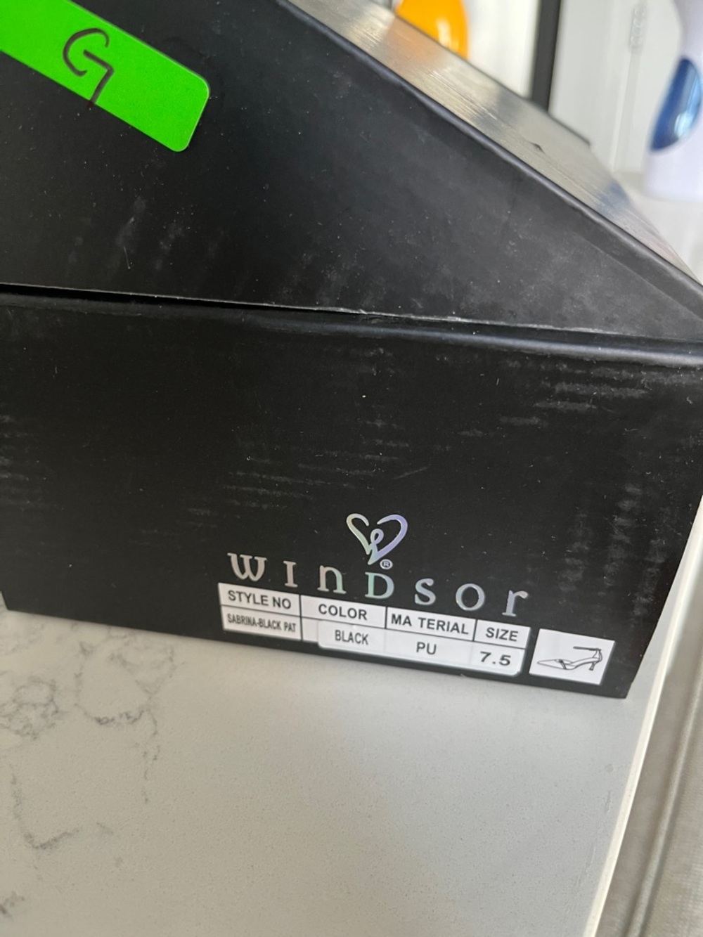 LIKE NEW Windsor Point Taken Closed Toe Buckle Pumps (Size 7.5) - Picture 7 of 8